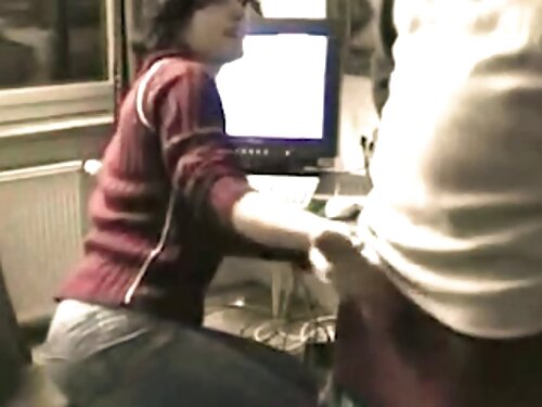 แม่แว่นสอนลูกสาวดูดจ ...