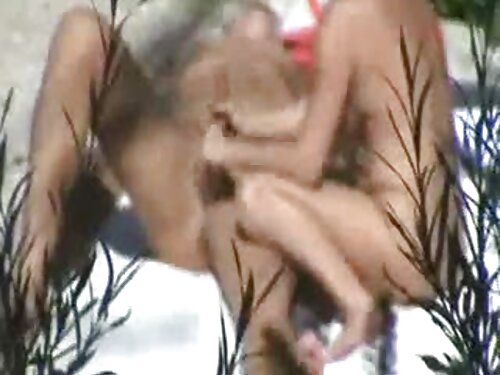 หลานสาวในชุดพยาบาลปฏ ...